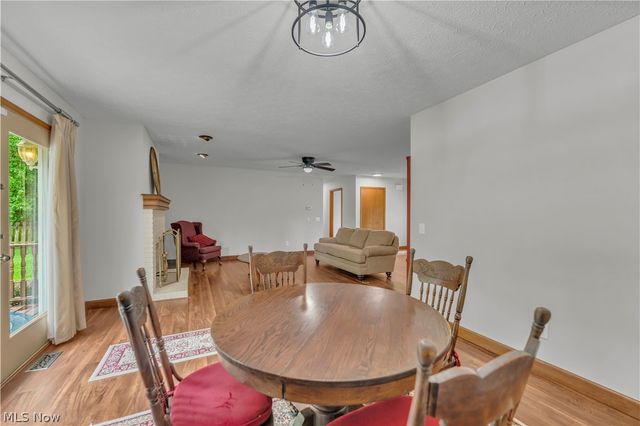 19757 Cross Trail S, Strongsville, OH 44136