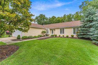 19757 Cross Trail S, Strongsville, OH 44136