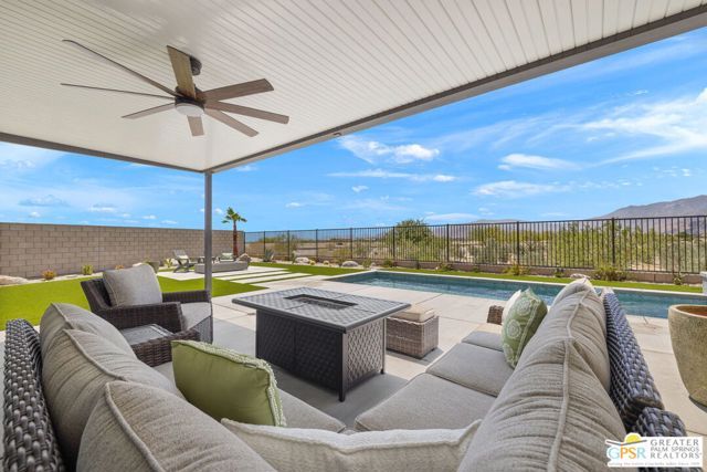337 Mustang Lane, Palm Springs, CA 92262