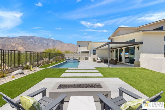 337 Mustang Lane, Palm Springs, CA 92262