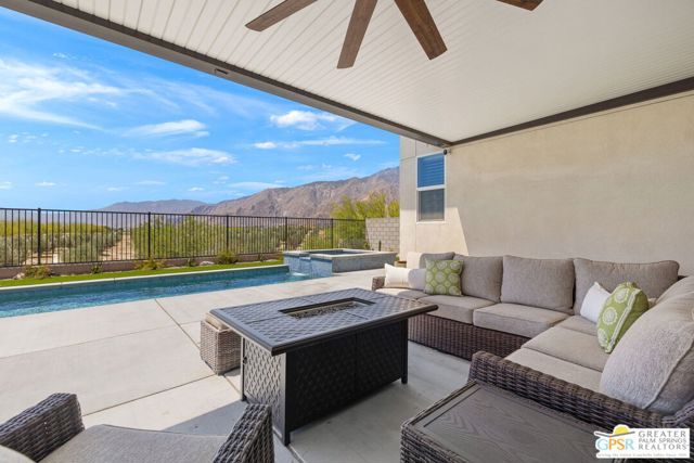 337 Mustang Lane, Palm Springs, CA 92262