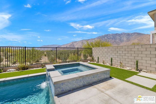 337 Mustang Lane, Palm Springs, CA 92262