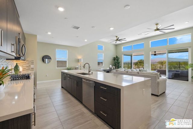 337 Mustang Lane, Palm Springs, CA 92262