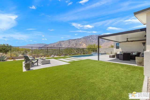 337 Mustang Lane, Palm Springs, CA 92262
