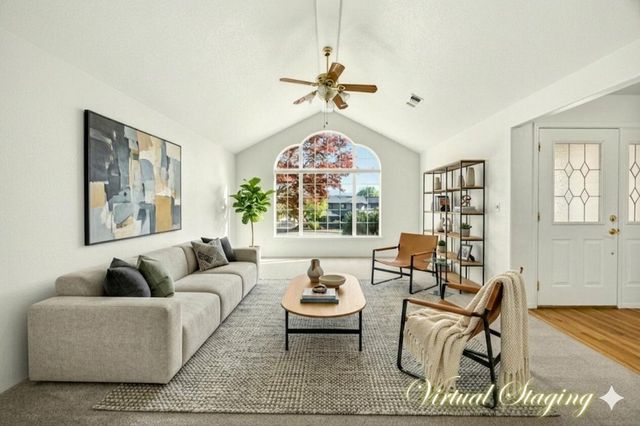 2855 Shanteal Place, Medford, OR 97504