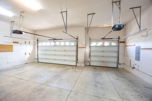 2855 Shanteal Place, Medford, OR 97504