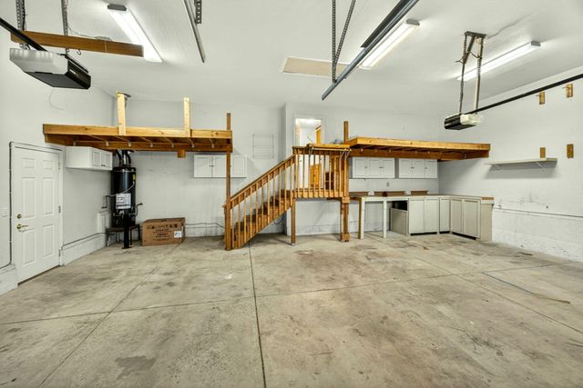 2855 Shanteal Place, Medford, OR 97504