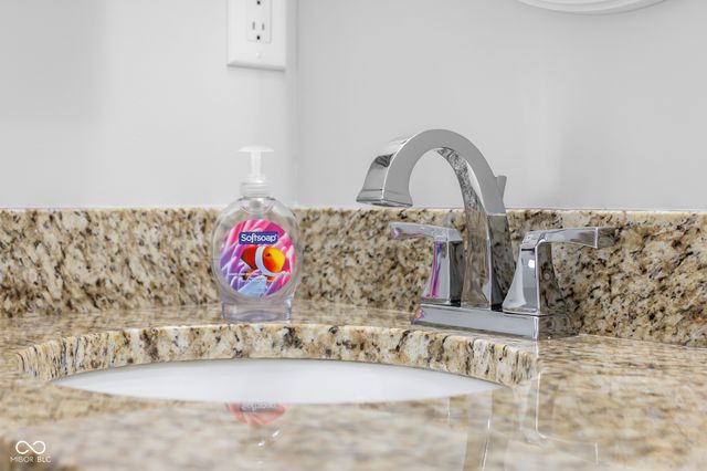 3230 Queensbury Drive, Columbus, IN 47203