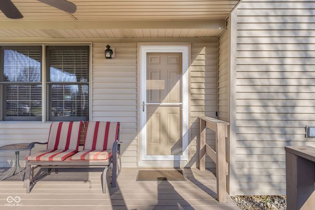 3230 Queensbury Drive, Columbus, IN 47203