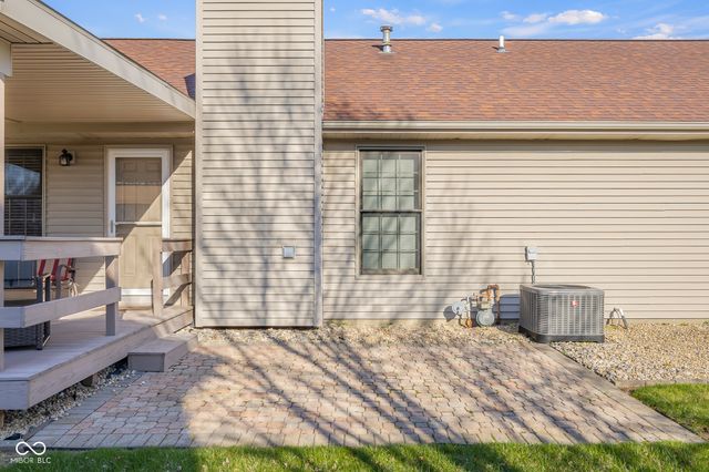 3230 Queensbury Drive, Columbus, IN 47203