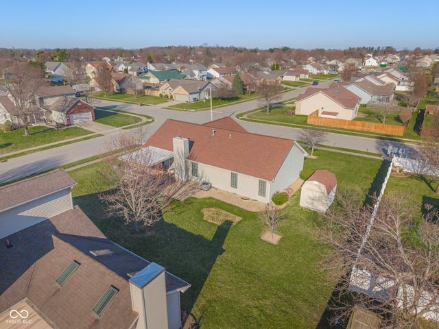 3230 Queensbury Drive, Columbus, IN 47203