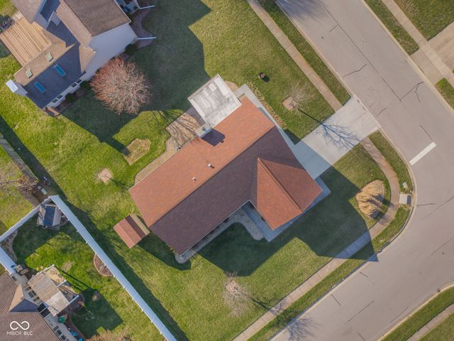 3230 Queensbury Drive, Columbus, IN 47203