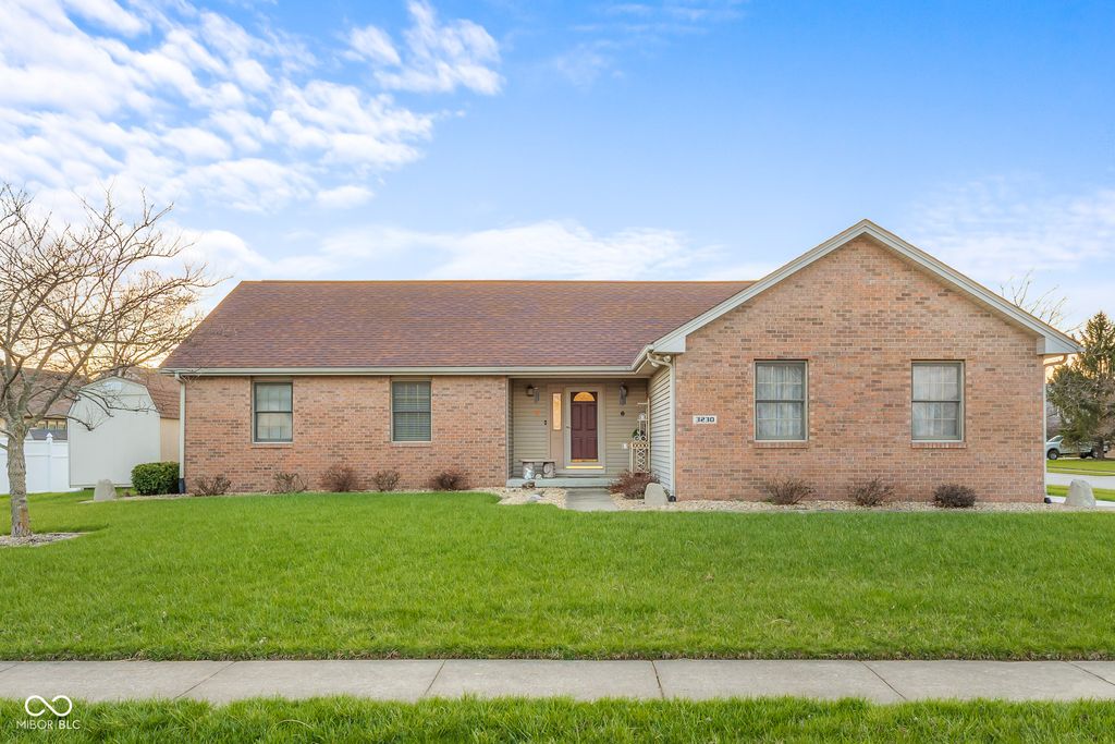 3230 Queensbury Drive, Columbus, IN 47203