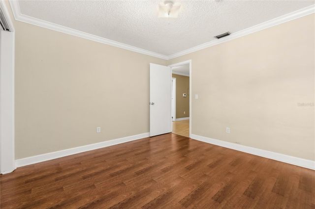 3823 N OAK DRIVE K22, Tampa, FL 33611