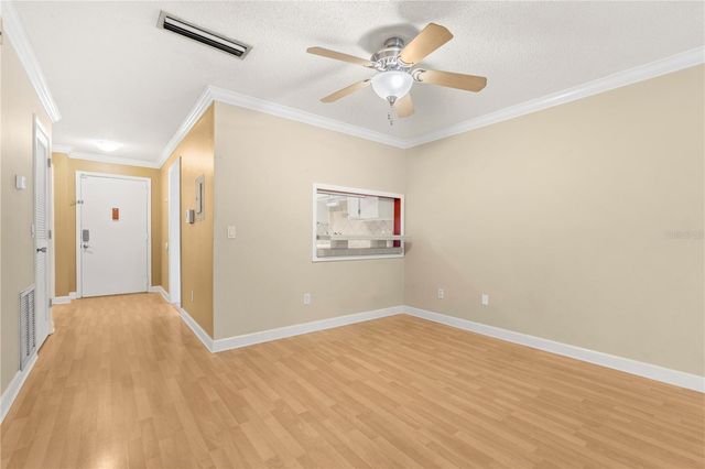 3823 N OAK DRIVE K22, Tampa, FL 33611