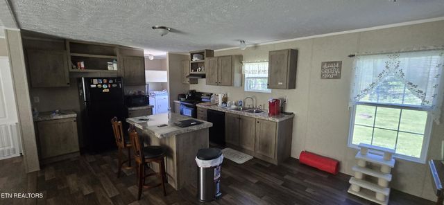 795 Hawkins Rd, Sweetwater, TN 37874