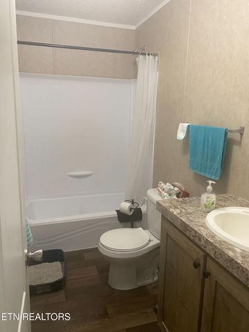795 Hawkins Rd, Sweetwater, TN 37874