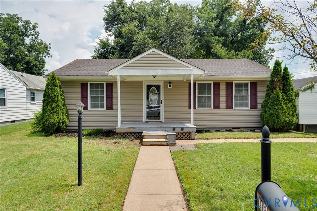 1205 Meridian Ave, Colonial Heights, VA 23834