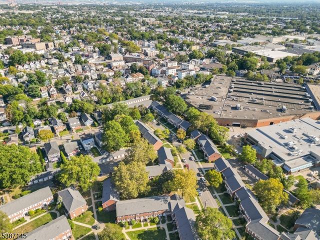 36 Meadowbrook Pl, Maplewood Twp., NJ 07040