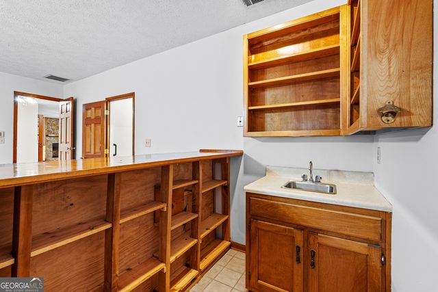 516 Old Senoia Road, Fayetteville, GA 30215