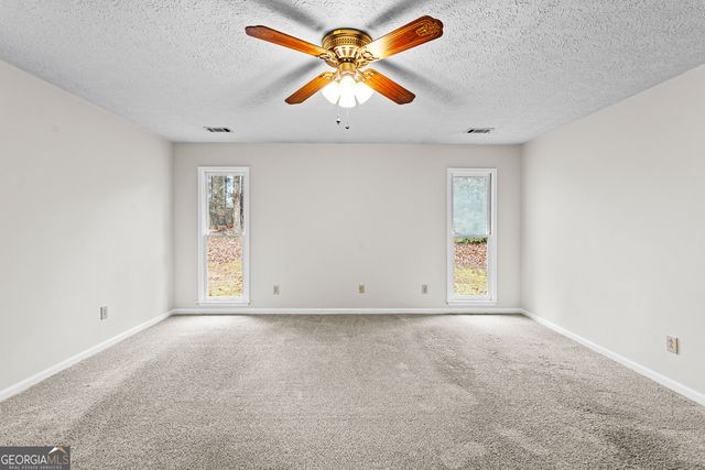 516 Old Senoia Road, Fayetteville, GA 30215