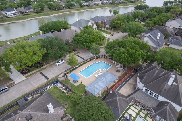 3822 Shady Harbor Drive, Houston, TX 77082
