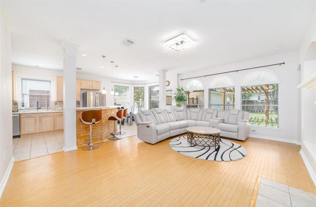 3822 Shady Harbor Drive, Houston, TX 77082