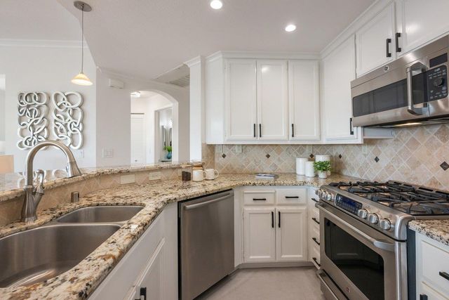 300 Baltic Circle 340, Redwood Shores, CA 94065