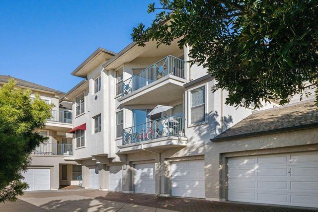 300 Baltic Circle 340, Redwood Shores, CA 94065