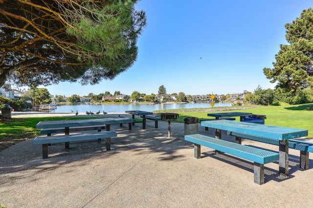 300 Baltic Circle 340, Redwood Shores, CA 94065