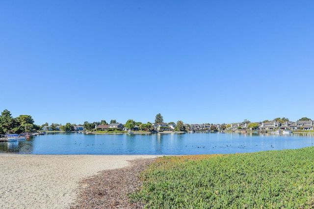 300 Baltic Circle 340, Redwood Shores, CA 94065