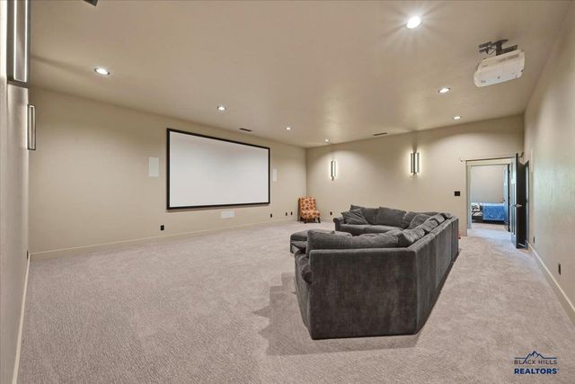 11846 THREE PEAKS PASS RD, Whitewood, SD 57793