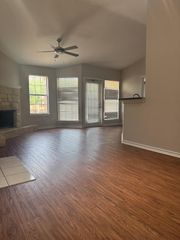 6804 N Capital Of Texas Highway 421, Austin, TX 78731