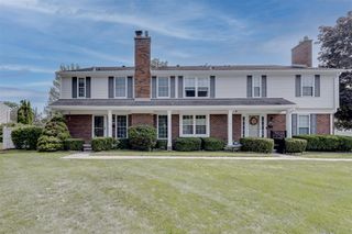 42171 Pellston Drive, Northville, MI 48167