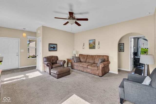 757 Aerostar Court, Avon, IN 46123