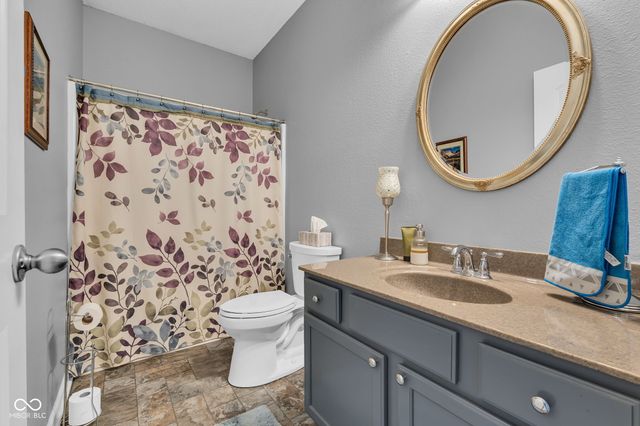757 Aerostar Court, Avon, IN 46123