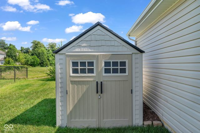 757 Aerostar Court, Avon, IN 46123