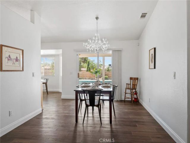 22163 Broken Lance Road, Apple Valley, CA 92307