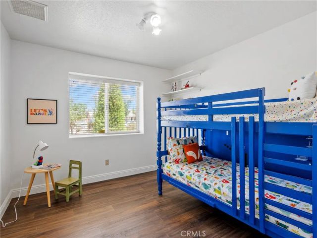 22163 Broken Lance Road, Apple Valley, CA 92307