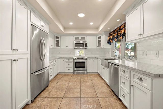 23646 Big Butte Drive, Canyon Lake, CA 92587