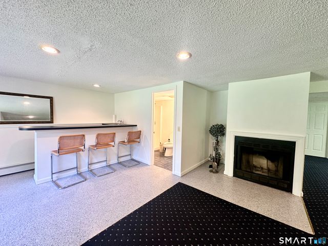 93 Woodland Avenue, Bloomfield, CT 06002