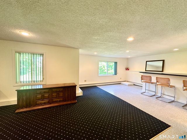 93 Woodland Avenue, Bloomfield, CT 06002