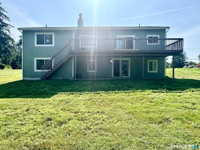 93 Woodland Avenue, Bloomfield, CT 06002