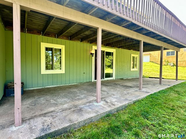 93 Woodland Avenue, Bloomfield, CT 06002
