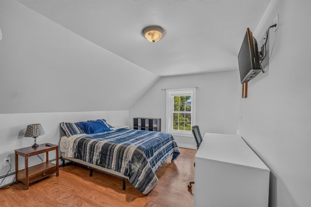 2 Thurlow Street, Plymouth, NH 03264