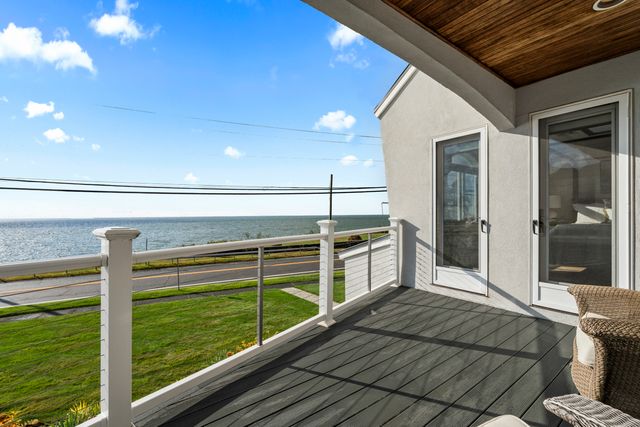 372 Maple Avenue, Old Saybrook, CT 06475