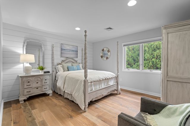 372 Maple Avenue, Old Saybrook, CT 06475