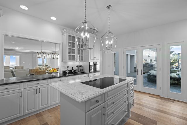 372 Maple Avenue, Old Saybrook, CT 06475