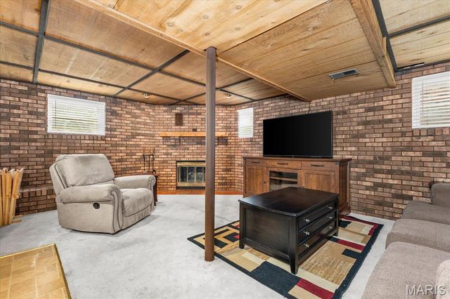 104 San Mateo Drive, Belleville, IL 62221