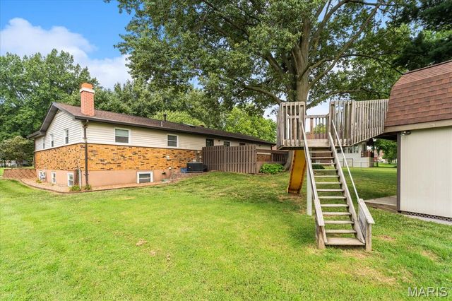104 San Mateo Drive, Belleville, IL 62221